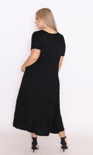 Load image into Gallery viewer, 7842 Black Three quoter sleeves
