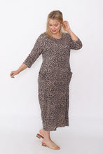 Load image into Gallery viewer, 7849 Brown Leopard dress