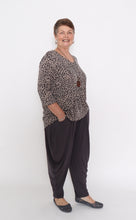 Load image into Gallery viewer, 7854 Brown Leopard top