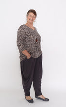 Load image into Gallery viewer, 7854 Brown Leopard top
