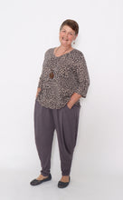 Load image into Gallery viewer, 7854 Brown Leopard top
