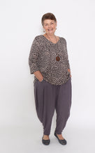 Load image into Gallery viewer, 7854 Brown Leopard top