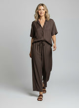 Load image into Gallery viewer, 8072 Relaxed Button-Front Shirt & 8077 Wide-Leg Pants Chocolate