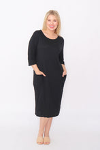 Load image into Gallery viewer, 7985 Mid-length Pockets dress Black
