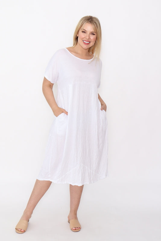 7965 White side pockets dress