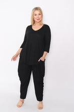 Load image into Gallery viewer, 7987 Black top & 7774 pants