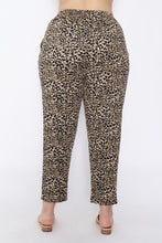 Load image into Gallery viewer, 7853 Khaki Leopard pants with pockets