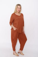 Load image into Gallery viewer, 7987 Rust top & 7774 pants