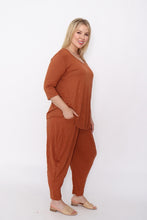 Load image into Gallery viewer, 7987 Rust top & 7774 pants