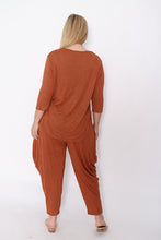 Load image into Gallery viewer, 7987 Rust top & 7774 pants