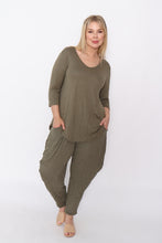 Load image into Gallery viewer, 7987 Khaki top & 7774 pants