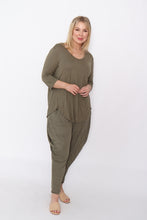 Load image into Gallery viewer, 7987 Khaki top & 7774 pants