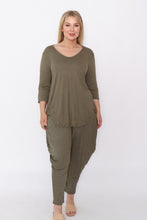 Load image into Gallery viewer, 7987 Khaki top & 7774 pants