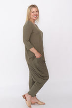 Load image into Gallery viewer, 7987 Khaki top & 7774 pants