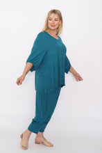 Load image into Gallery viewer, 7986 Teal Crinkle Cotton Square Top &amp; 7718 Comfy pants
