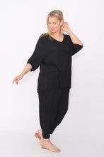 Load image into Gallery viewer, 7986 Black Crinkle Cotton Square Top & 7718 Comfy pants