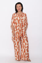 Load image into Gallery viewer, 8032 Blouse rust with beige