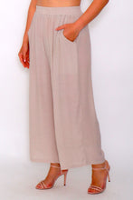 Load image into Gallery viewer, 7735 Beige Wide-leg pants