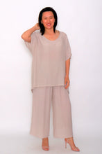 Load image into Gallery viewer, 7735 Beige Wide-leg pants