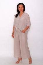 Load image into Gallery viewer, 7451 Beige Relaxed Oversized-Fit shirt & 7735 Beige Pants