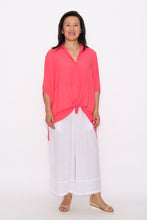 Load image into Gallery viewer, 7451 Coral Hi-low shirt & 7735 white Wide-leg pants
