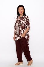 Load image into Gallery viewer, 8032 Shirt Cholate and white & 7749 Pants Chocolate