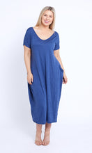 Load image into Gallery viewer, 7643 Denim Crinkle Cotton Pockets dress