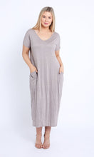 Load image into Gallery viewer, 7643 Oat V-neck Pockets Cotton Dress