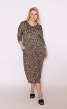 Load image into Gallery viewer, 7849 Khaki animal print