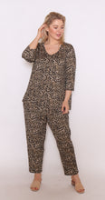 Load image into Gallery viewer, 7854  Khaki Leopard
