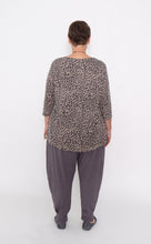 Load image into Gallery viewer, 7854 Brown Leopard top
