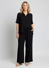 Load image into Gallery viewer, 8072 Relaxed Button-Front Shirt &amp; 8077 Wide-Leg Pants Black
