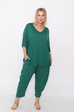 Load image into Gallery viewer, 7627 Top &amp; 7718 pants Green
