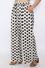 Load image into Gallery viewer, 7972 Black Polka Dots Wide-Leg pants
