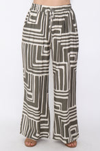 Load image into Gallery viewer, 7972 Khaki Geo Wide-Leg Pants
