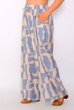 Load image into Gallery viewer, 7972 Blue with Beige Wide-Leg pants
