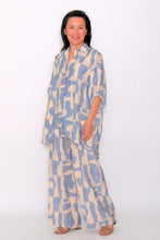 Load image into Gallery viewer, 8032 Blue with Beige Hi-Low shirt &amp; 7972 Wide-Leg pants
