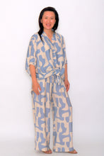 Load image into Gallery viewer, 8032 Blue with Beige Hi-Low shirt &amp; 7972 Wide-Leg pants
