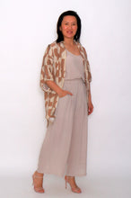 Load image into Gallery viewer, 7919 Beige Hi-Low top &amp; 7972 Mocca Wide-Leg pants
