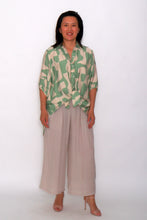 Load image into Gallery viewer, 8032 Sage with beige Hi-low shirt &amp; 7735 Beige pants
