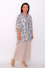 Load image into Gallery viewer, 8032 Blue with Beige Hi-Low shirt &amp; 7735 Beige Wide-Leg pants
