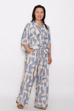 Load image into Gallery viewer, 7972 Blue with Beige Wide-Leg pants
