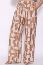 Load image into Gallery viewer, 7972 Mocca with Beige Wide-Leg Pants
