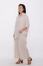Load image into Gallery viewer, 7451 Beige Relaxed Oversized-Fit shirt &amp; 7735 Beige Pants
