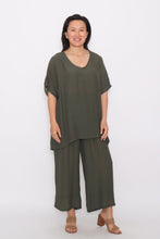 Load image into Gallery viewer, 7919 Khaki Hi-Low Top &amp; 7735 Khaki pants
