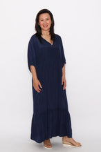 Load image into Gallery viewer, 7943 Black Flowy dress with side pockets
