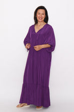 Load image into Gallery viewer, 7943 Amethyst Flowy dress with side pockets
