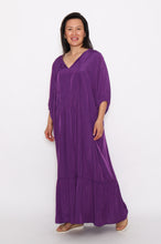 Load image into Gallery viewer, 7943 Amethyst Flowy dress with side pockets
