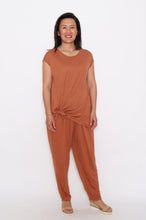 Load image into Gallery viewer, 7761 TunicRust &amp; 7812 Pants Rust
