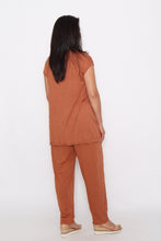 Load image into Gallery viewer, 7761 TunicRust &amp; 7812 Pants Rust
